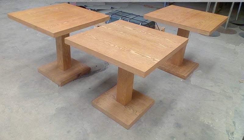 Mesa cuadrada madera 80×80
